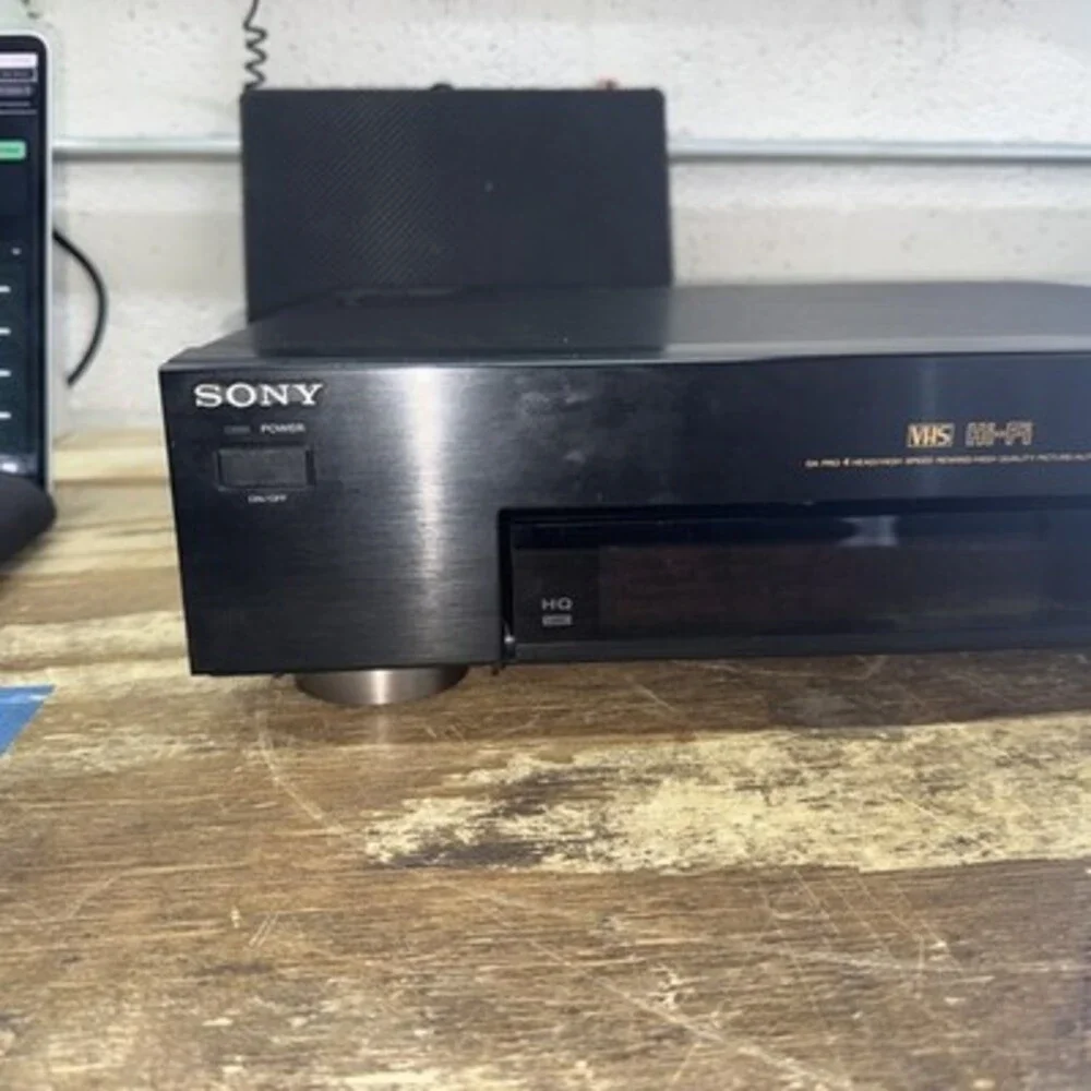 Sony SLV-757UC VCR VHS Player Hi-Fi Stereo Black Parts or Repair - READ!!!